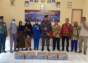 Lanal Lampung Berbagi Kasih, Tebar Sembako di Dua Desa Jelang HUT ke-60