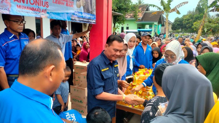 PAN Pesawaran Gelar Pasar Murah Minyak Goreng Sambut PSU Pilkada 2025