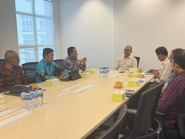 Bupati Lampung Barat Parosil Mabsus Ajukan Bantuan 3.000 Rumah Tidak Layak Huni ke KemenPKP