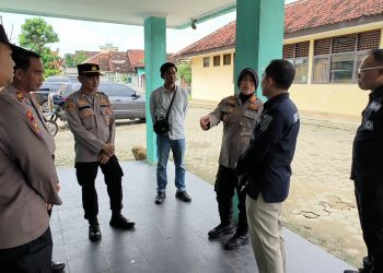 Bid Humas Polda Lampung Awasi Ketat Pendistribusian Logistik PSU Pilkada Pesawaran, Pastikan Proses Demokrasi Lancar