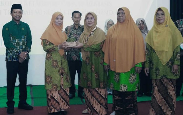 Perempuan Berkarya, Bangsa Berdaya: Aisyiyah Pringsewu Bersama Bupati Gaungkan Pembangunan Berbasis Ketahanan Pangan