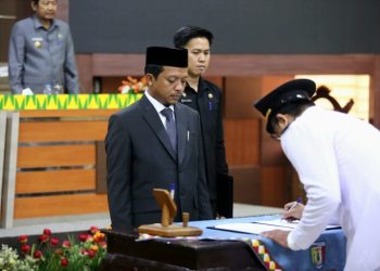 Bupati Riyanto Pamungkas Lantik 38 Pejabat: Langkah Awal Konsolidasi Pemerintahan Baru di Pringsewu