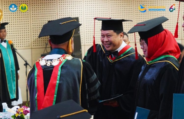 Ekosipasi: Filosofi Kopi, Gunung, dan Cerutu Robertus Robet dalam Merawat Keadilan dan Alam