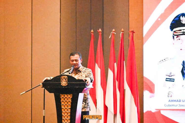 Sinergi Empat Provinsi: Bupati Pesawaran Dampingi Gubernur Lampung Teken Kerja Sama Strategis di Batam