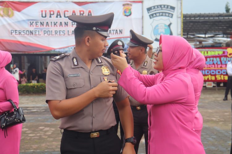 Kapolres Pimpin Korp Raport, 38 Personel Polres Lampung Selatan Naik Pangkat