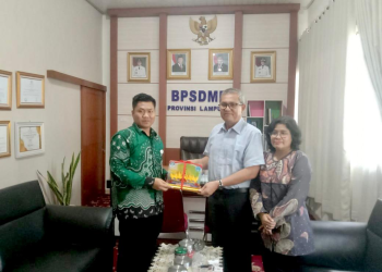 STIKes Baitul Hikmah dan BPSDMD Lampung Kolaborasi untuk Negeri: Sehatkan Punggung, Jaga Jantung