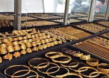 Harga Emas Anjlok, Investor Diminta Waspada Hadapi Ketidakpastian Pasar Global