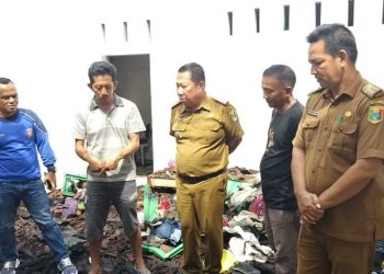 Dinsos Tanggamus Tinjau Lokasi Kebakaran Kota Agung, Serahkan Bantuan untuk Korban