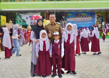 Bupati Pringsewu Contohkan Peran Ayah dalam Pendidikan Anak Lewat GATI 2025