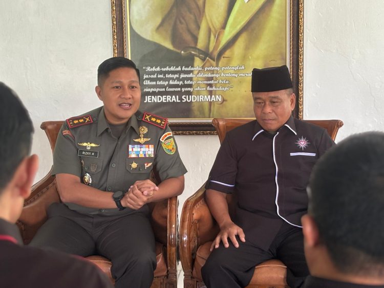 PSHT Lampung Barat Kunjungi Kodim 0422/LB, Ajak TNI Bareng Rawat Budaya & Cetak Generasi Tangguh