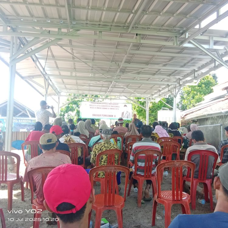 Reses di Rajabasa, H. Nuzul Irsan Serap Aspirasi Warga: Dari KTP Lintas Daerah Hingga Jalan Rusak