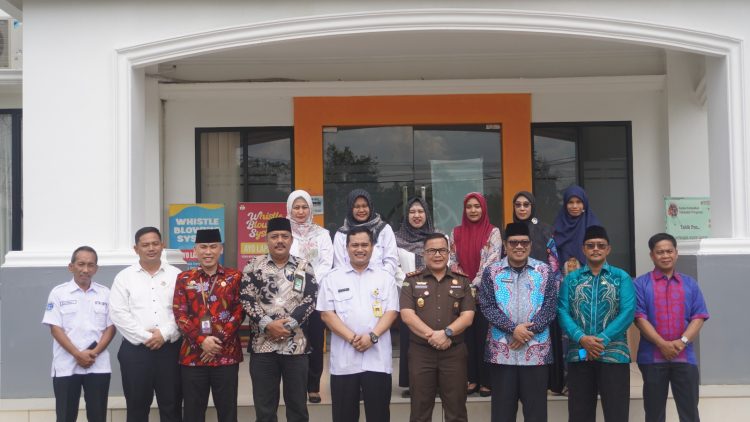 Dorong Sertifikasi Tanah Wakaf, Kejari dan Kemenag Pringsewu Tinjau Loket Wakaf BPN