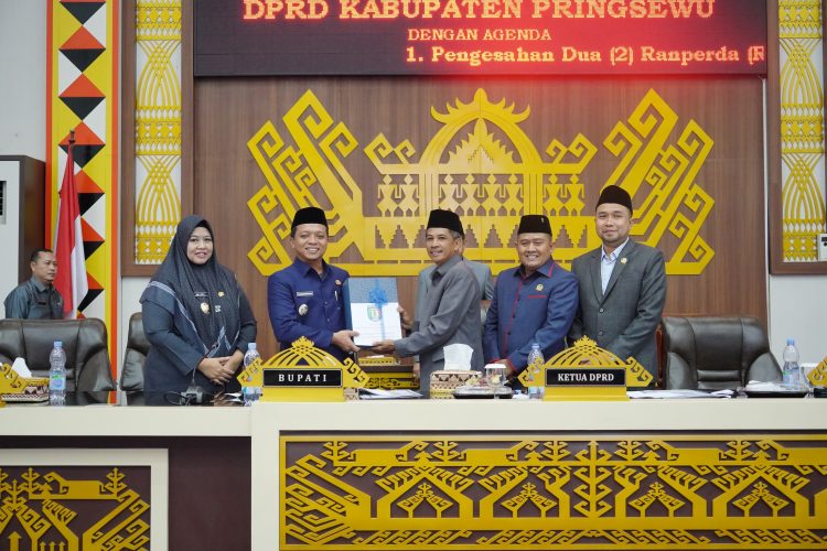 Perda Pembentukan Dua Pekon Baru dan RPJMD 2025–2029 Resmi Disahkan DPRD Pringsewu