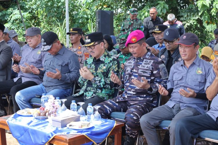 Kapolres Lampung Utara Dukung Ketahanan Pangan Lewat Penanaman Kedelai dan Pembangunan Dapur Sehat