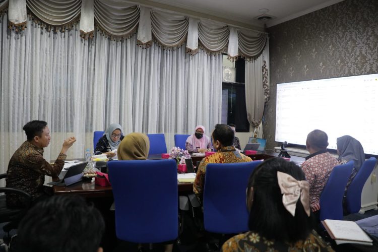 Lampung Genjot Kinerja Pemerintahan, Rapat Evaluasi LPPD 2024 Fokus pada Perbaikan dan Strategi 2025