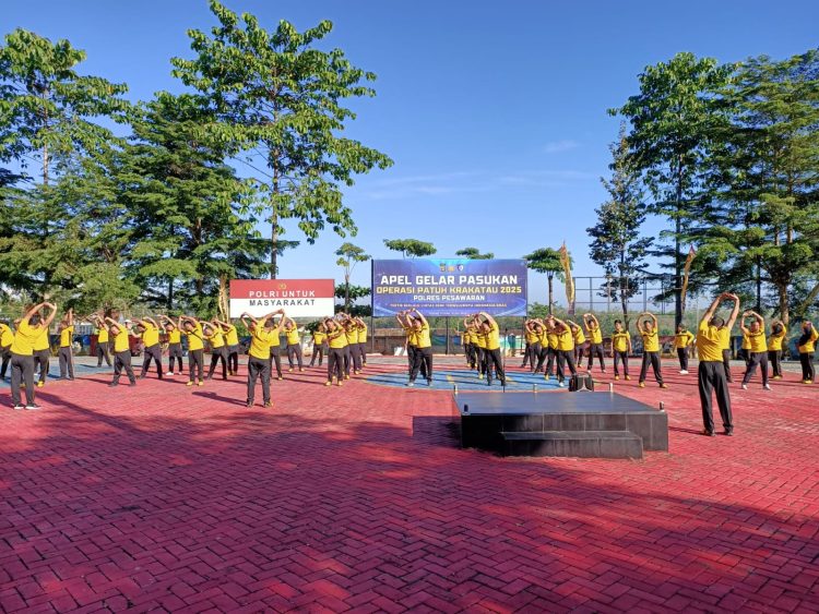 Jaga Stamina dan Kekompakan, Polres Pesawaran Gelar Olahraga Pagi Penuh Semangat