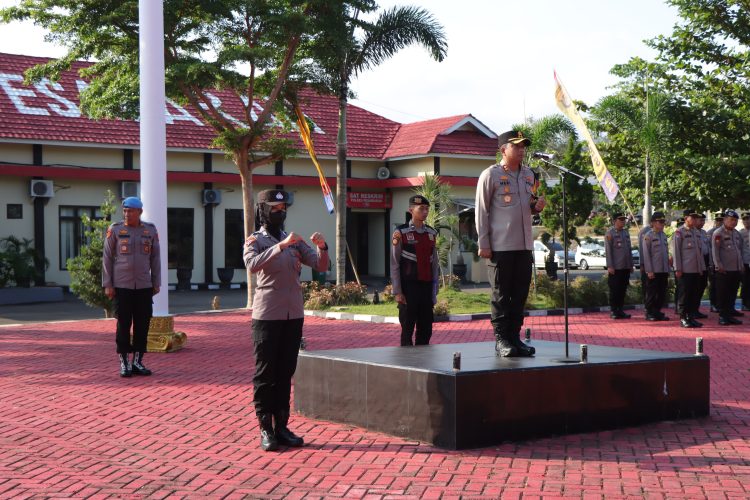 Kapolres Pesawaran Apresiasi Kinerja Personel Saat Pimpin Apel Pagi: “Pelayanan Kalian Dirasakan Langsung oleh Masyarakat”