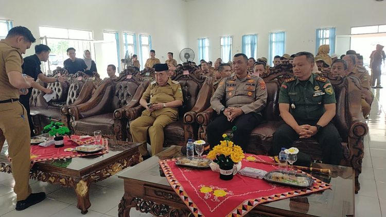 Pemkab Tanggamus Serahkan AHU ke 20 Koperasi Merah Putih, Kunci Penggerak Ekonomi Desa