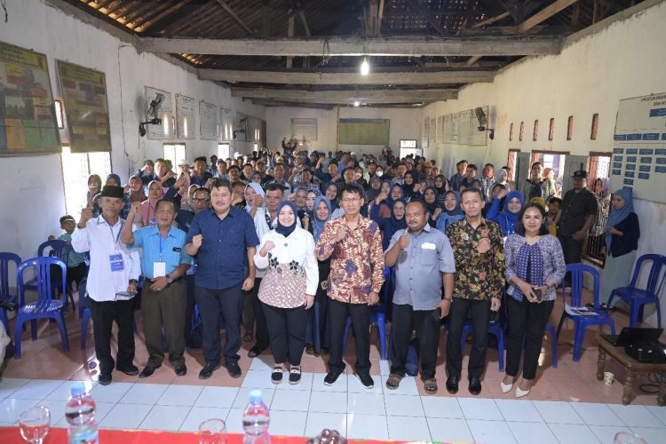 Sentuhan Gizi di Desa Kota Agung: Ratusan Warga Antusias Sambut Program Makan Bergizi Gratis