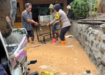 Bripka Pera, Polwan Tanggamus yang Tangguh di Tengah Lumpur dan Banjir Wonosobo