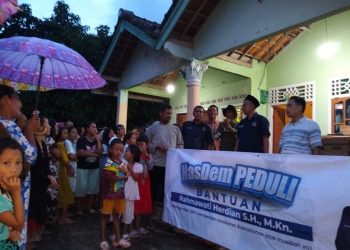 Partai NasDem Turun Langsung Bantu Korban Banjir di Gunung Doh dan Banding, Warga Antusias