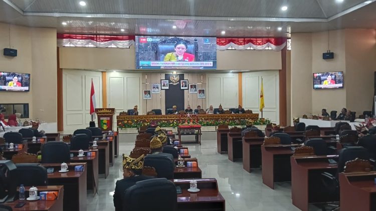 Pemkab & Forkopimda Tanggamus Hadiri Rapat Paripurna Istimewa Dengarkan Pidato Kenegaraan Presiden RI