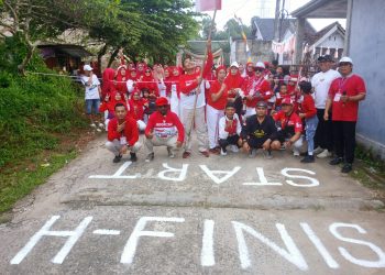 Warga Bukit Beringin Raya Meriahkan HUT ke-80 RI dengan Jalan Sehat dan Aneka Perlombaan