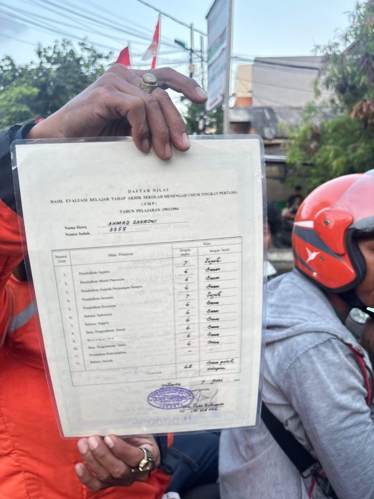 Skandal Nilai Ijazah! Ahmad Sahroni Disorot Usai Rumah Digeledah Warga