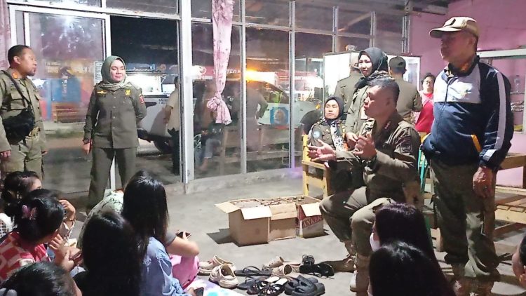 Satpol PP Lampung Barat Tertibkan Praktik Prostitusi dan Miras di Aset Pemda Way Tenong
