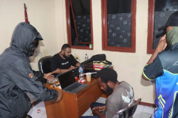 Anggota KKB Pimpinan Egianus Kogoya Diamankan Satgas Damai Cartenz, Terlibat Aksi Teror dan Penembakan