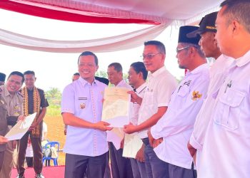 Sertipikasi Tanah Wakaf Dan Aset Pekon Diperkuat Melalui Program Petani Mitra Adhyaksa Di Pringsewu