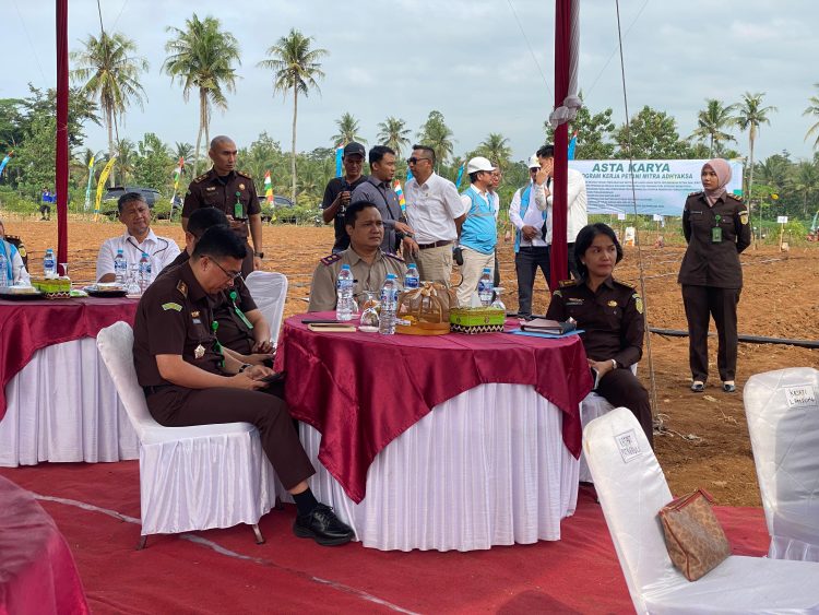 Pringsewu Tingkatkan Kepastian Hukum dan Pemberdayaan Masyarakat Lewat Sertipikat Tanah Wakaf dan Aset Pekon