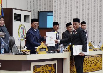 Bupati Pringsewu Dan DPRD Teken Nota Kesepakatan KUA-PPAS 2026 Serta Perubahan KUA-PPAS 2025