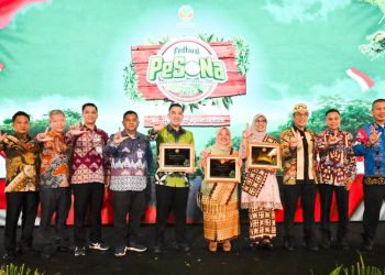 Konsistensi Menjaga Lingkungan, Kabupaten Pesawaran Raih Penghargaan PESONA 2025
