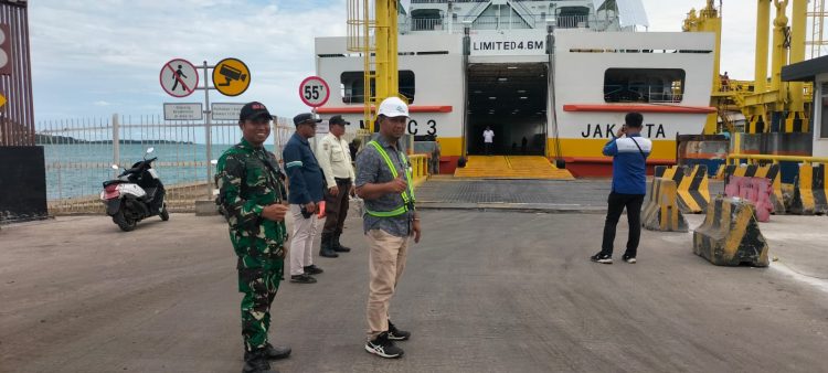 KMP Munic III Lakukan Uji Coba Sandar di Pelabuhan Penyeberangan ASDP Bakauheni