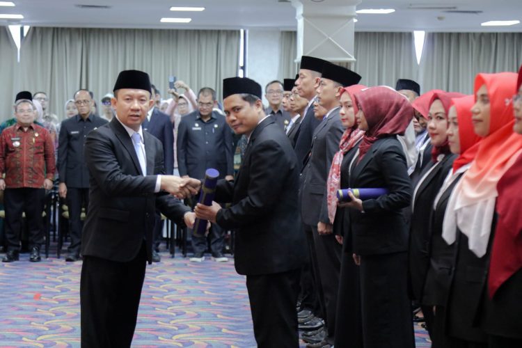 Pelantikan 96 Pejabat Baru di Pemprov Lampung: Perkuat Birokrasi dan Dorong Tata Kelola Pemerintahan Modern