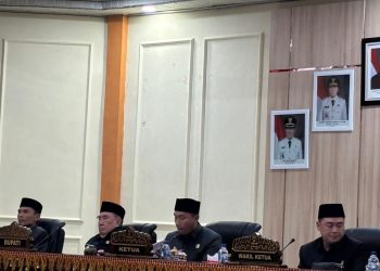 DPRD Tanggamus Gelar Paripurna Penandatanganan MoU KUPA-PPAS 2025 untuk Optimalisasi Pembangunan dan Pelayanan Masyarakat
