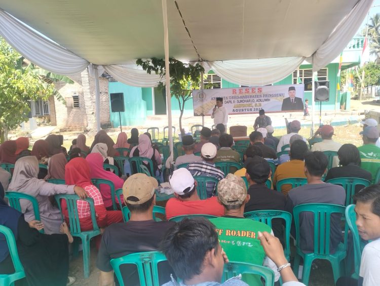 Warga Pringsewu Utara Keluhkan Jalan Rusak dan Drainase Buruk Saat Reses Dewan