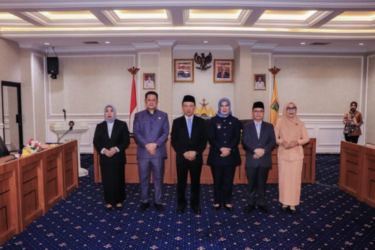 Sekdaprov Lampung Kukuhkan Dua Pejabat Baru, Perkuat Pembangunan Desa dan Perlindungan Perempuan-Anak
