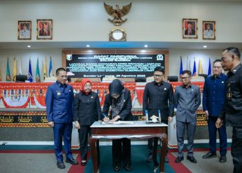 Pemprov Lampung dan DPRD Sepakati Raperda APBD 2026, Fokus pada Penguatan Fiskal dan Pembangunan Daerah