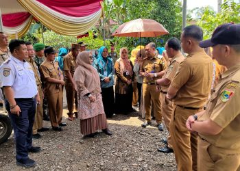 Ketua TP-PKK Tanggamus Tinjau Kesiapan Desa Tapis di Semaka