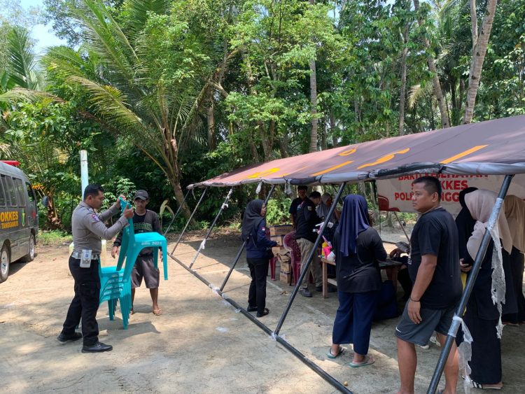 Polres Tanggamus Gelar Pengobatan Gratis untuk Warga Terdampak Gempa di Semaka