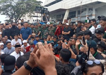 Aksi Damai Mahasiswa Lampung: 13 Tuntutan Strategis Disuarakan di DPRD