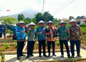 TP PKK Tanggamus Resmikan Kebun TOGA “Munyai Mekhawan” dan Gelar Panen Raya, Dorong Pola Hidup Sehat dan Kemandirian Pangan