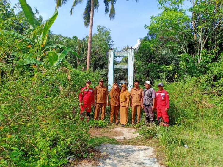 Membangun Harapan di Atas Sungai, Gubernur Lampung Gerakkan Gotong Royong Perbaiki Jembatan Viral Tampang Muda