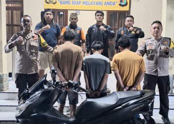 Polsek Pugung Bongkar Penipuan Motor Modus COD, Tiga Pelaku Dibekuk, Satu Masih Buron