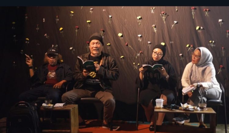 Diskusi Seru Di Kotabumi: Isbedy Stiawan Zs, Puisi, Dan ‘Kegilaan’ Produktif Seperti Putu