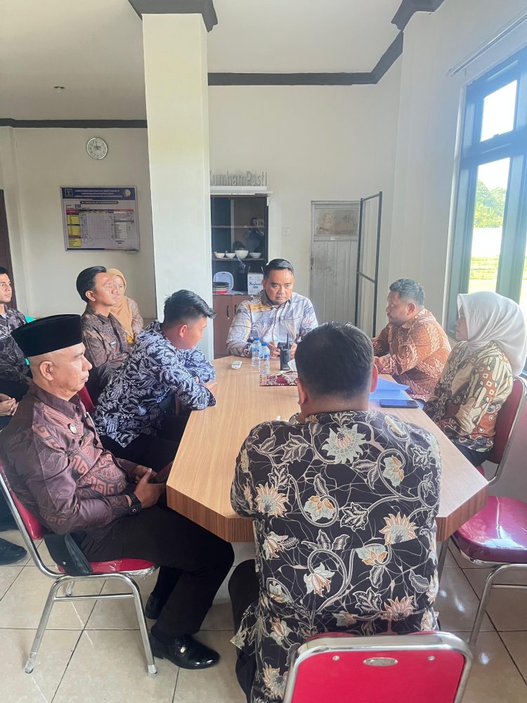 Briefing Perdana Kalapas Dharmasraya: Ferdika Canra Gaungkan Integritas, Profesionalitas, dan Semangat Kebersamaan