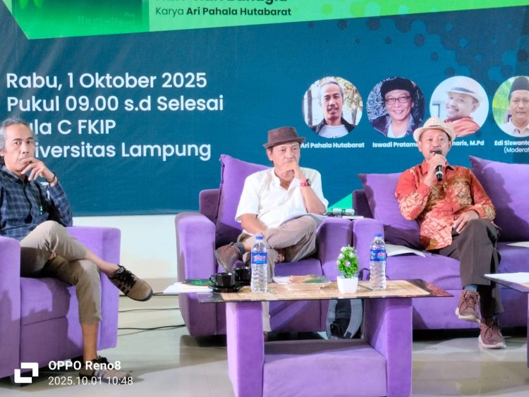 Diskusi Buku “Hari-Hari Bahagia” Ungkap Klimaks Penyair: Munaris Tegaskan Romantisme Hidup dalam Puisi Ari Pahala