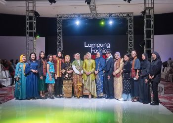Lampung Fashion Tendance 2025 Resmi Dibuka, Desainer Internasional Ramaikan Ajang Mode Bergengsi di Bandar Lampung